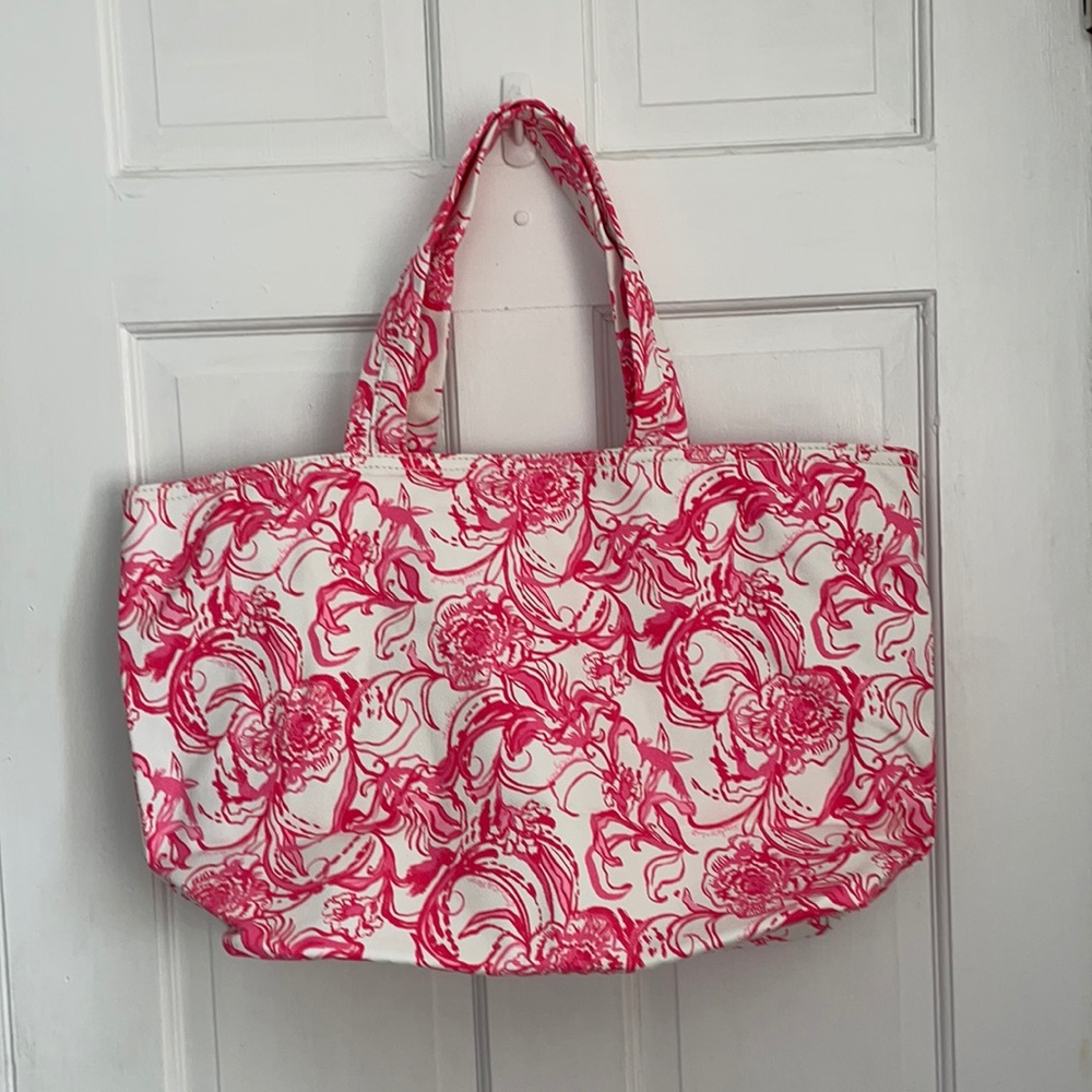 Lilly Pulitzer for goop palm beach tote